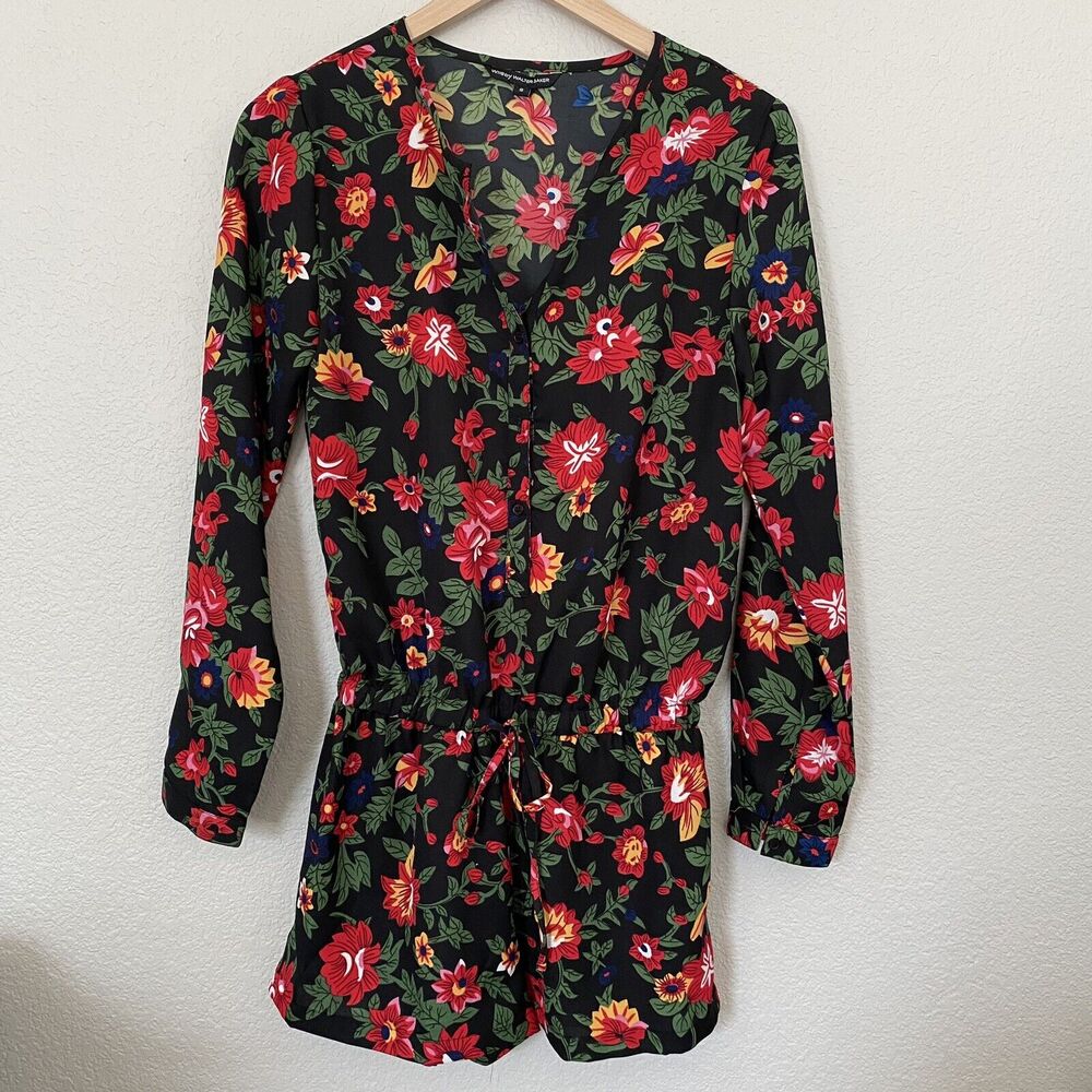 W118 by Walter Baker Black Floral Mini Shorts Dress Size Small Elastic Waist